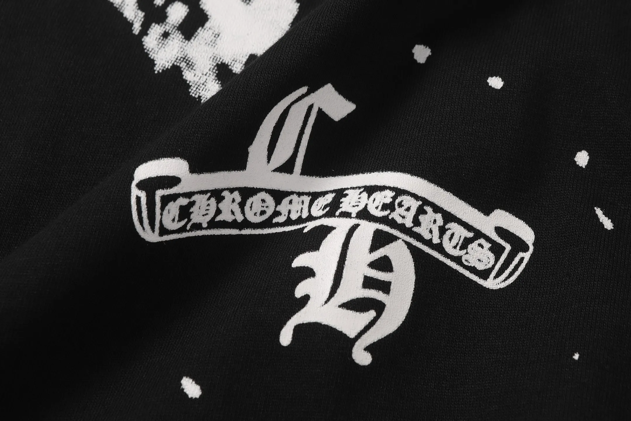 85 Chrome Hearts/ T Quality Colour：Black White Size: S M L XL
